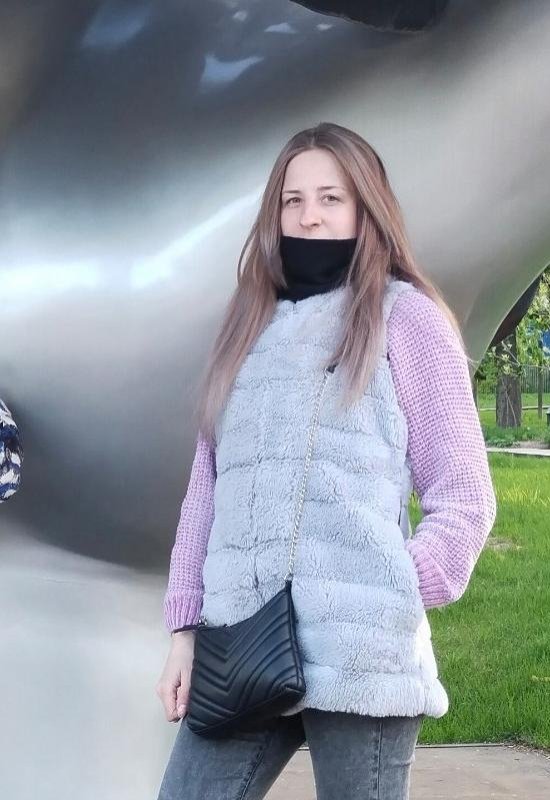 Nadejda • 30 • Russia
