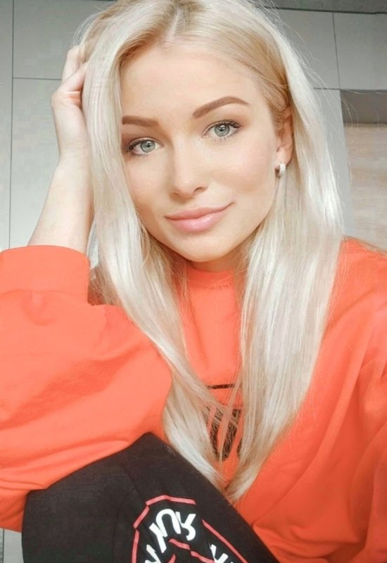 Anna • 32 • Lituanie