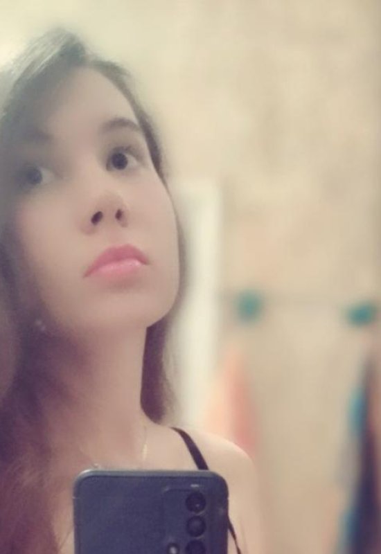 Nina • 21 • Biélorussie