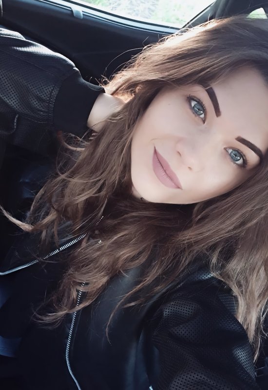 Ekaterina • 34 • Ukraine 🇺🇦