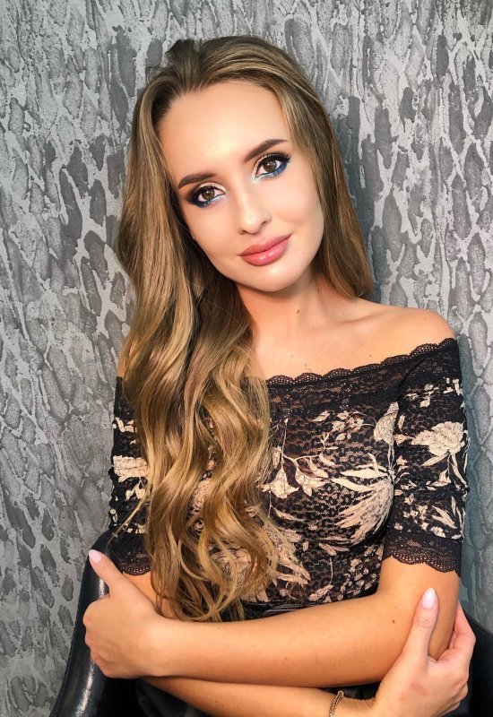 Natalie  • 36 • Ukraine