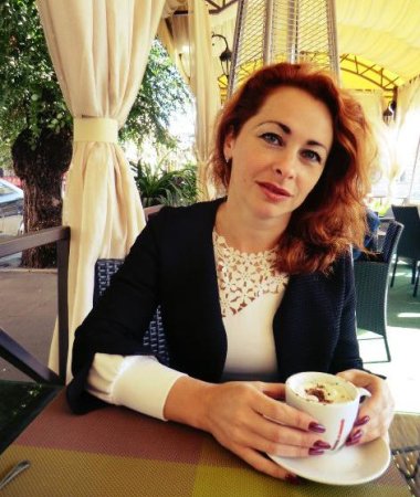 Tatiana, 49