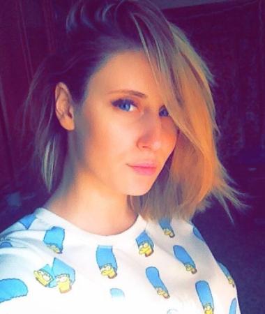 Maria, 30