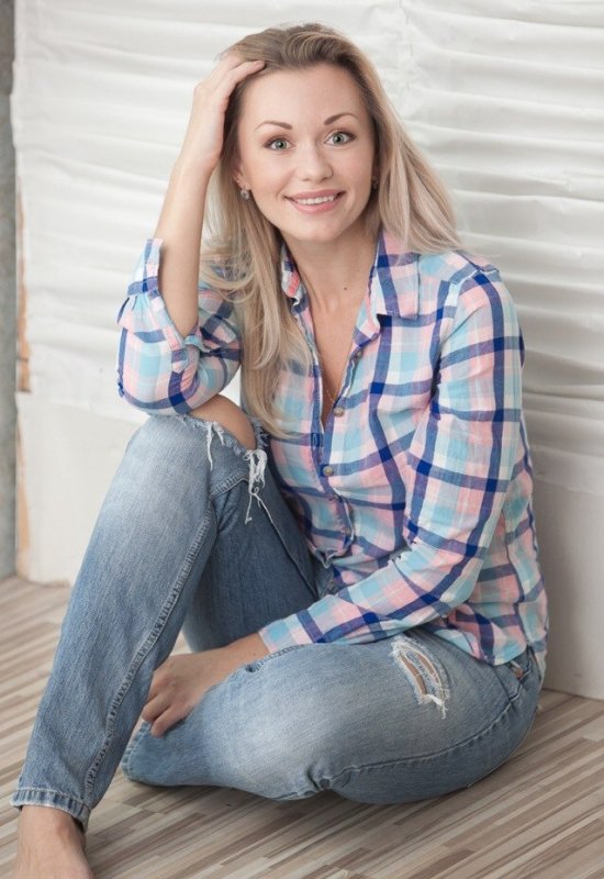 Marina • 45 • Belarus