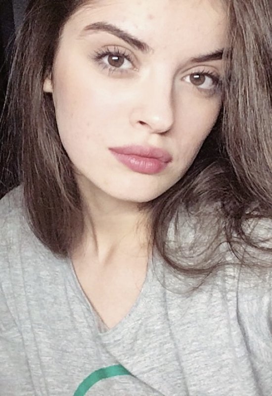 Ksenia • 28 • Russia