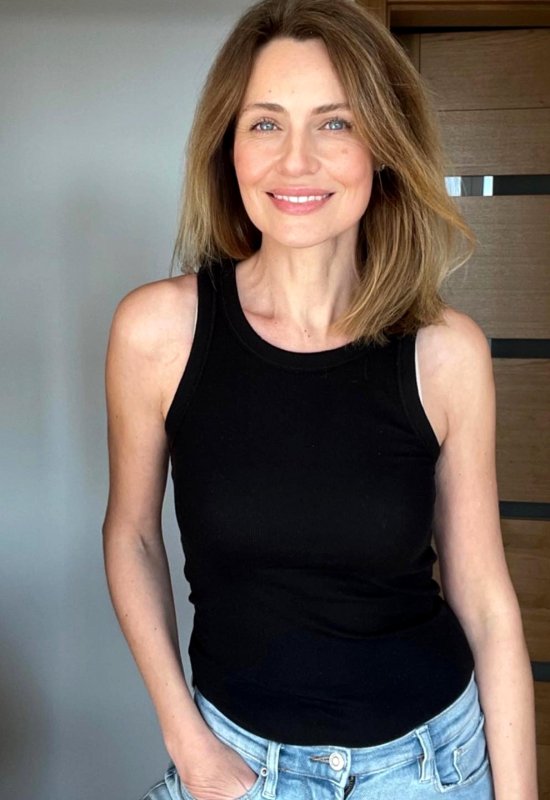Alina • 45 • Ukraine