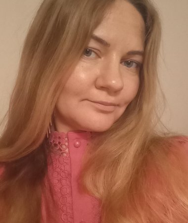 Olga, 39