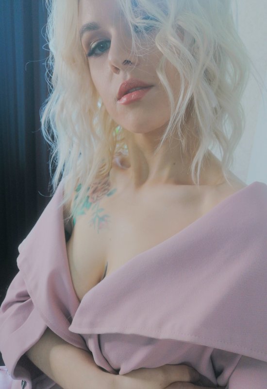Dori • 28 • Belarus