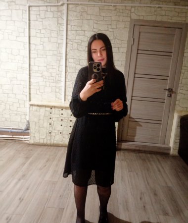 Larissa, 45
