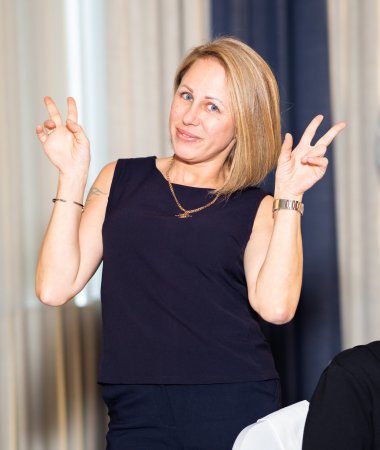 Ekaterina, 42