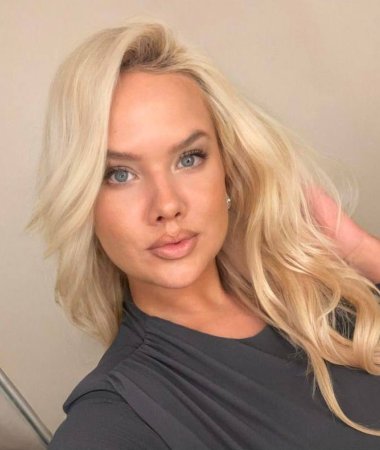 Lyuba, 40
