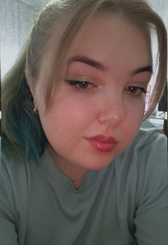 Anastasia • 24 • Russie