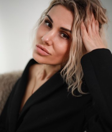 Viktoriia, 41