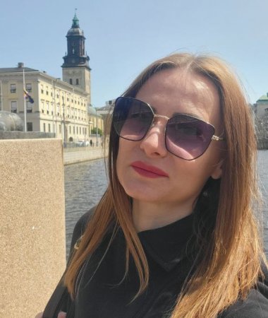 Nastya, 43