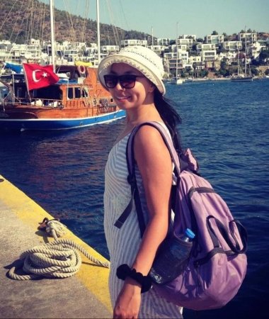 Bibigul, 32
