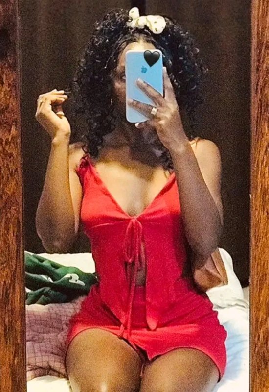 Priscilla • 22 • Madagascar