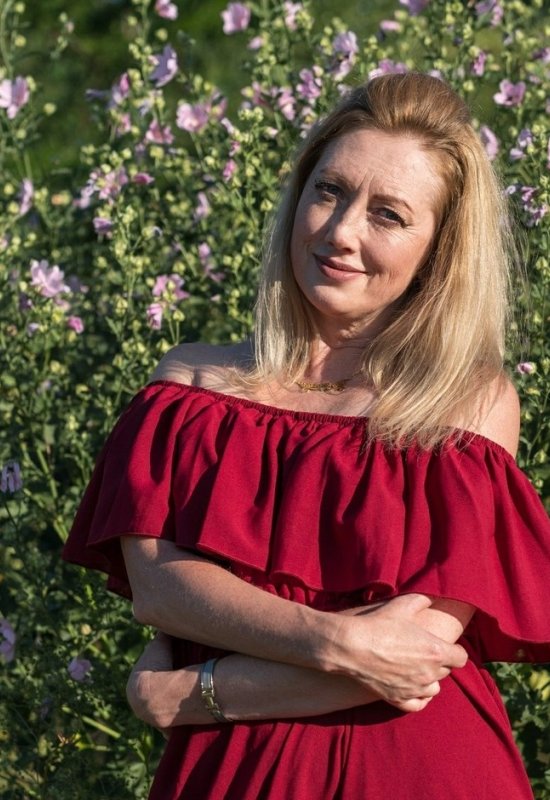 Ella • 50 • Ukraine 🇺🇦
