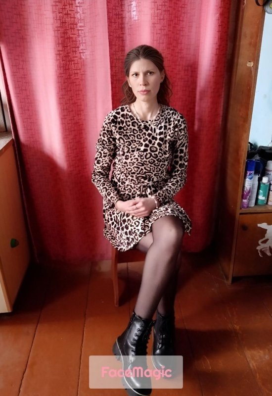 Elena • 43 • Belarus