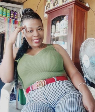 Michaella, 36