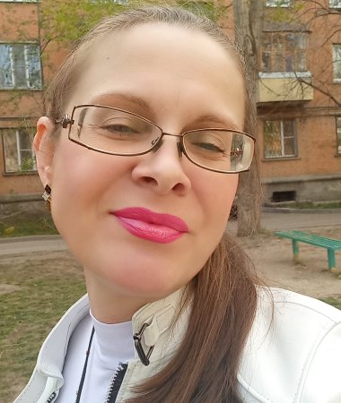 Marina, 45
