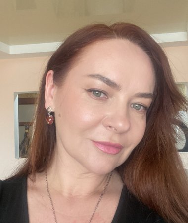 Tatiana, 49