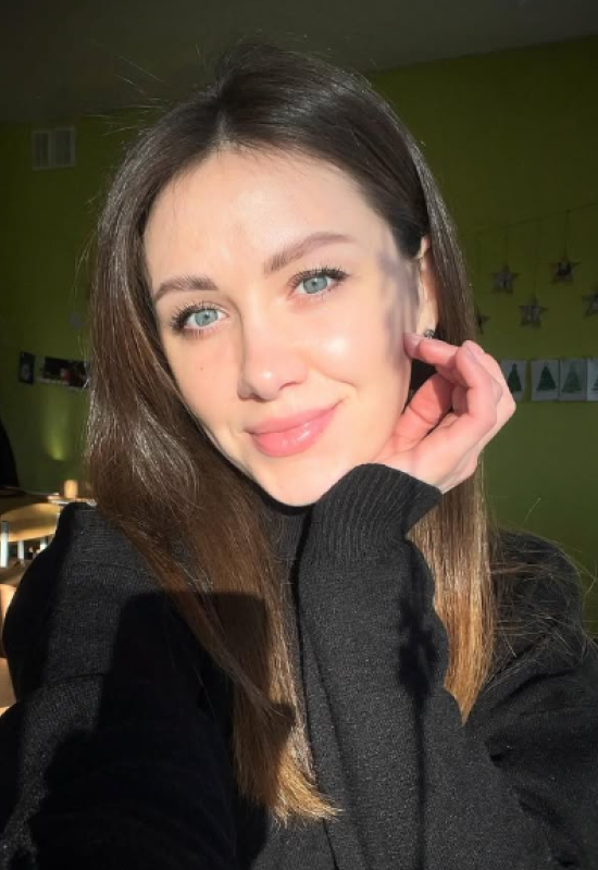 Lisa • 31 • Украина