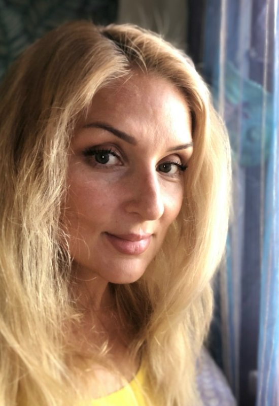 Irina • 50 • Russia