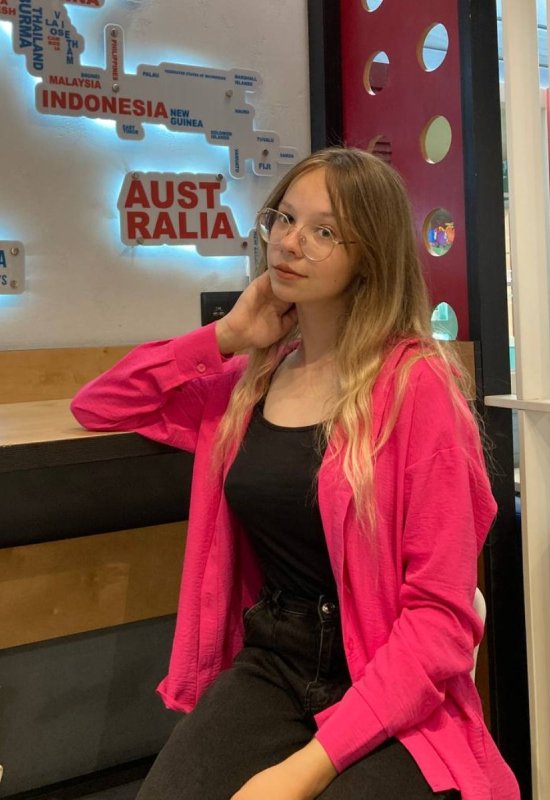 Anastasia • 20 • Belarus