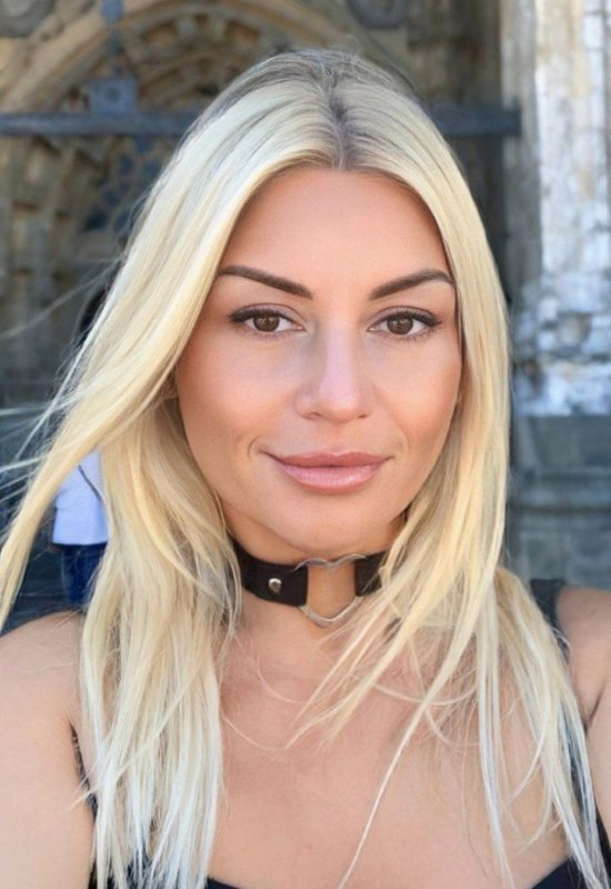 Svitlana • 47 • Espagne