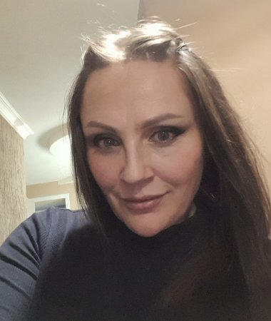 Yulia, 42