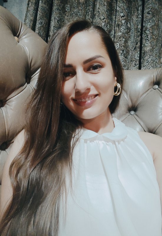 Evgeniya  • 38 • Russia