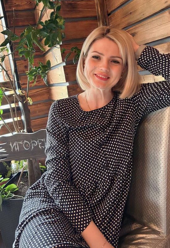 Natalia • 40 • Ukraine