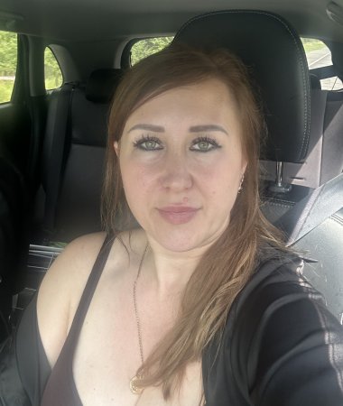 Marina, 37