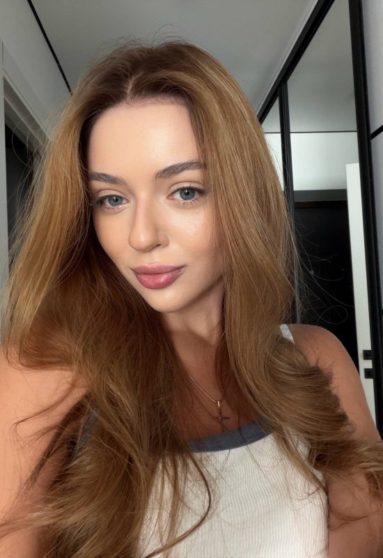 Anastasiiya • 25 • Ukraine