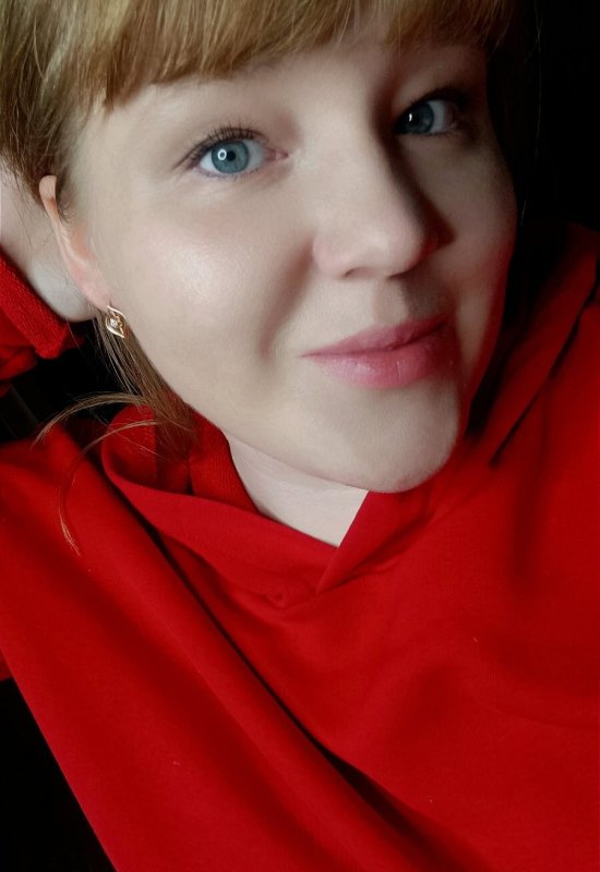 Elizaveta • 28 • Biélorussie