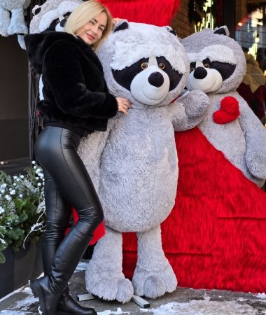 Irina, 43