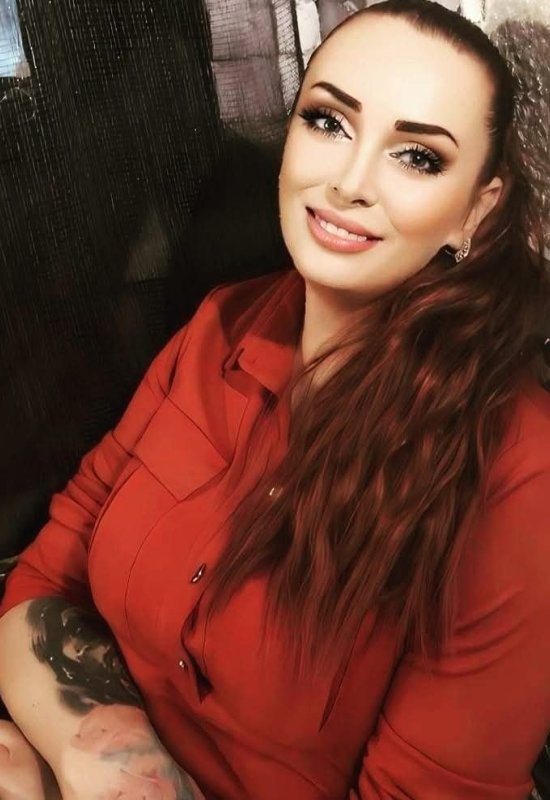 Alessia • 37 • Belarus