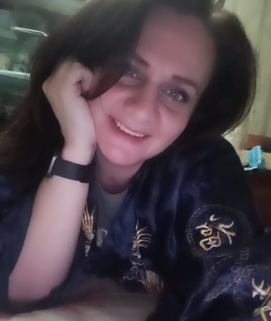 Valentina, 36