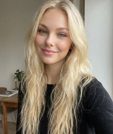 Olesia, 25