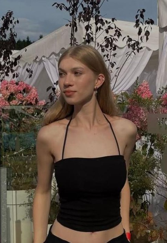 Svitlana • 27 • Україна