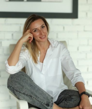 Jane, 37