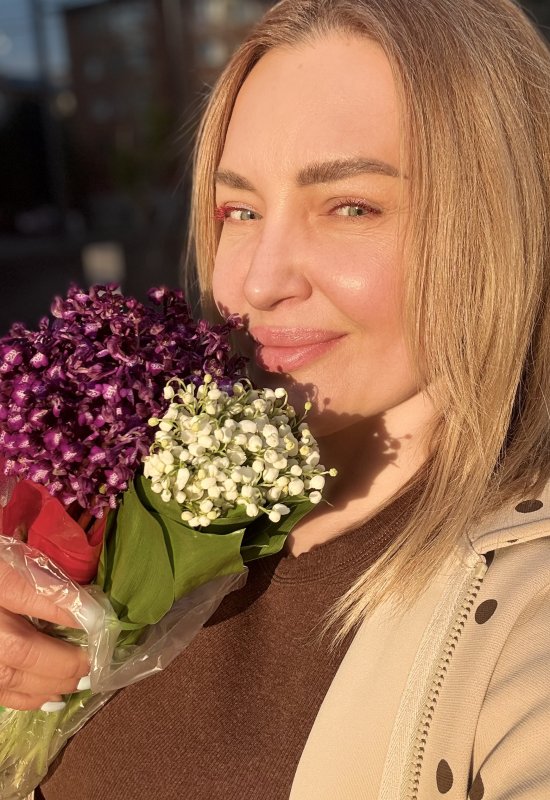 Елена  • 48 • Russia