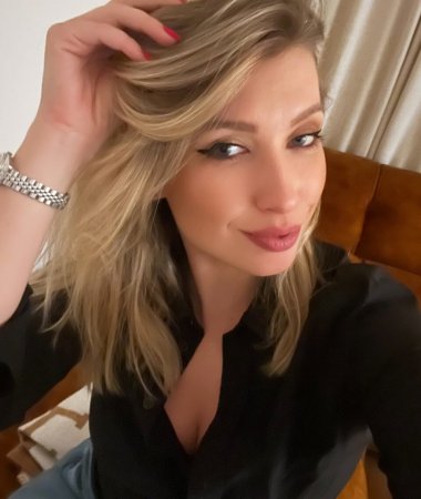 Monika, 40