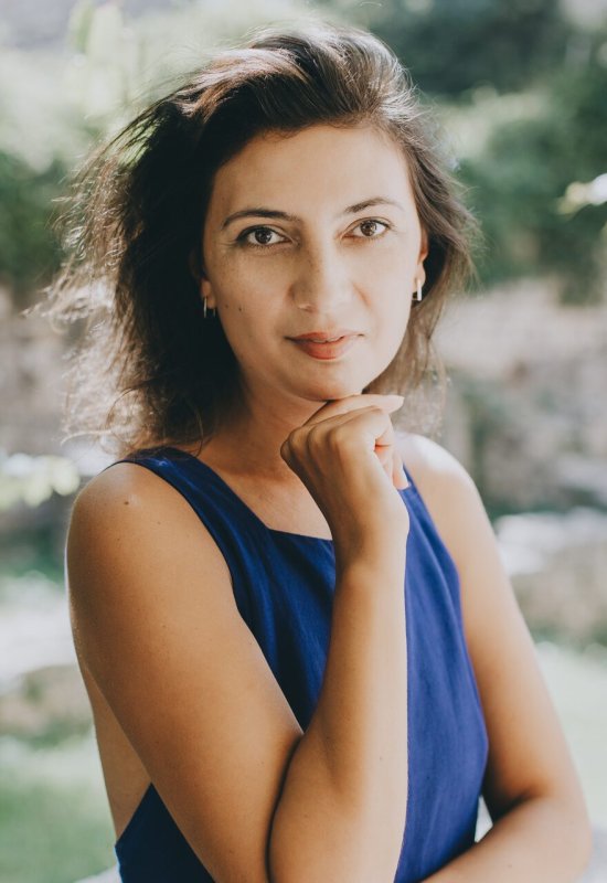 Olga • 41 • Ukraine