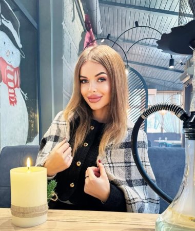 Lili, 37