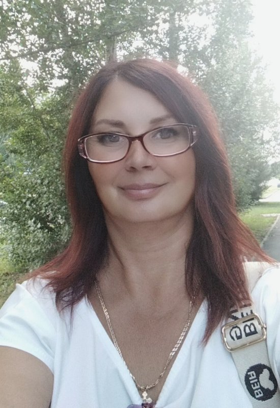 Svetlana • 53 • Russia