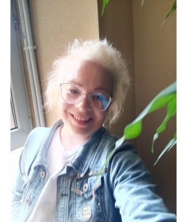 Sofia, 26