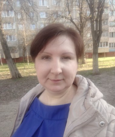 Maria, 43