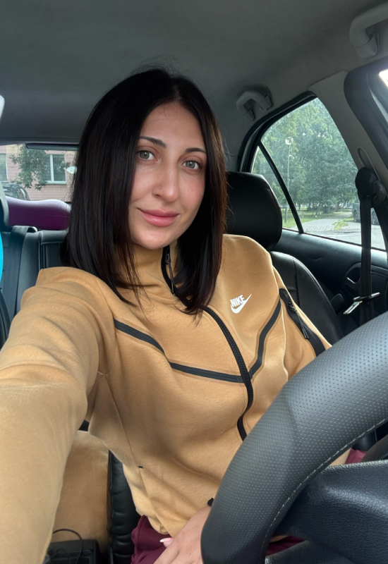Anastasia • 38 • Belarus