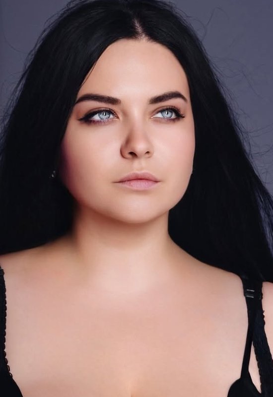 Ання • 33 • Ukraine